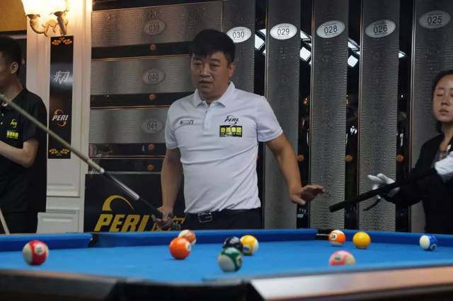 动摇他的位 动摇他的位